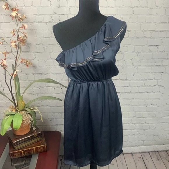 TINI LILI | NWT Francescas One Shoulder Shimmer Dress Medium - Picture 1 of 5